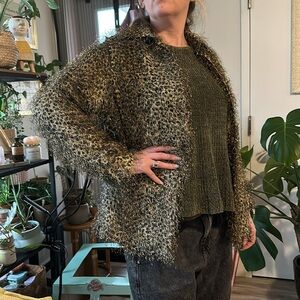 FASHION 2 FASHION | Vintage Stylish Eye Lash Leopard Print Women's Blouse